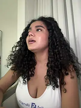Curlyierr – Live XXX-chat