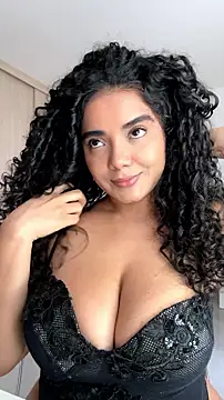 Curlyierr 라이브 XXX 채팅