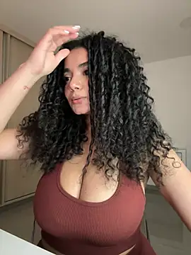 Pertunjukan Kamera Web Curlyierr