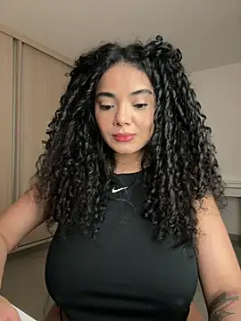 Curlyierr's Webcam Show