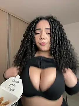 Živý XXX chat Curlyierr