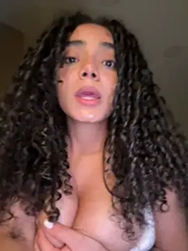Curlyierr Webcamshow