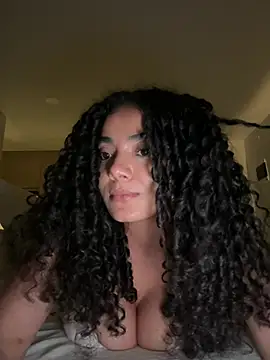Curlyierr – webcam-show