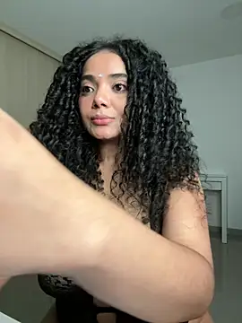 XXX chat uživo modela Curlyierr