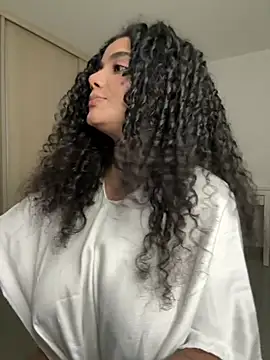 Curlyierr 라이브 XXX 채팅