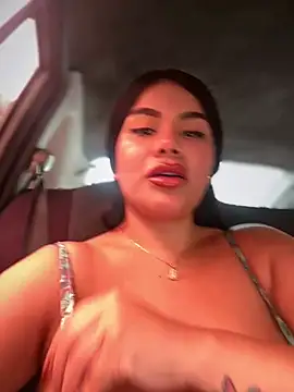 Issane_Peru's Webcam Show