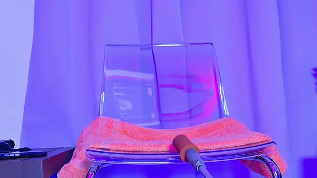 دردشة NathaxaLeans الجنسية المباشرة