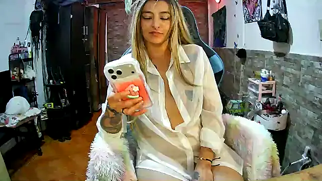 Chat XXX ao vivo de AngelaQueen_