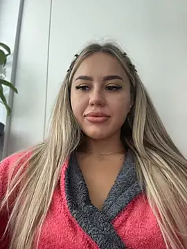 BarbieDoll13 Chat XXX live
