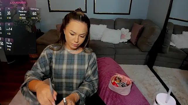 BarbieDoll13's Webcam Show
