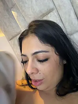 xoxo_sol's Webcam Show