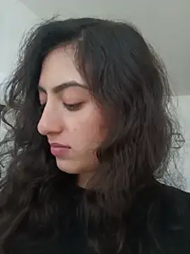 دردشة MIYESSI الجنسية المباشرة