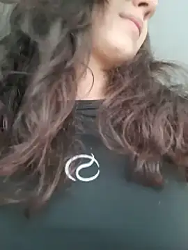 MIYESSI Chat XXX in diretta