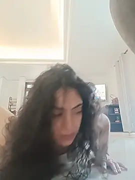 دردشة MIYESSI الجنسية المباشرة
