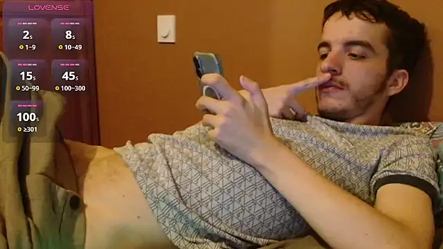 Tombgy07 webkamerás műsora