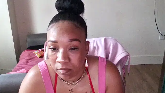 mzpretty444's Live XXX Chat