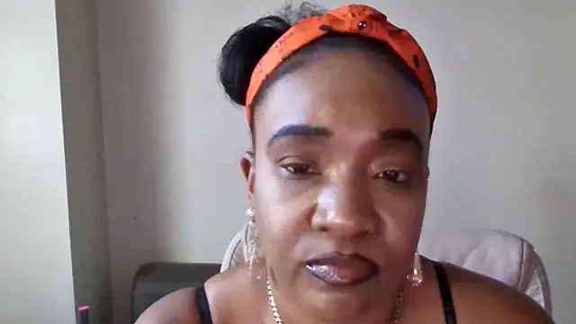 mzpretty444 webkamerás műsora