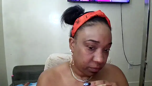 Chat +18 de mzpretty444 ao vivo