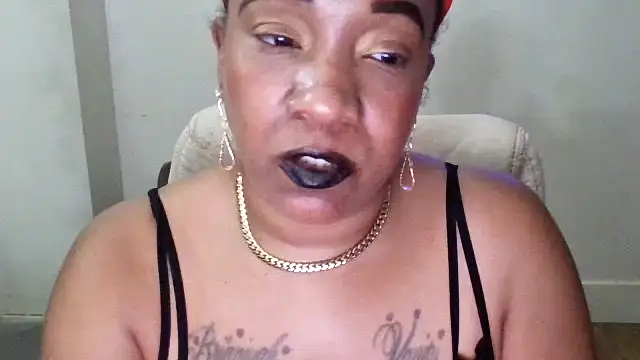 mzpretty444's Live XXX Chat