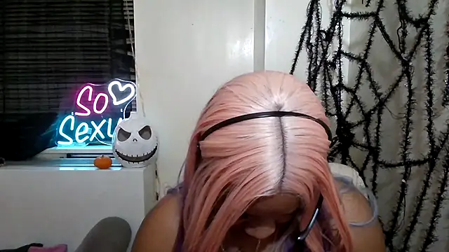 mzpretty444 Show in webcam