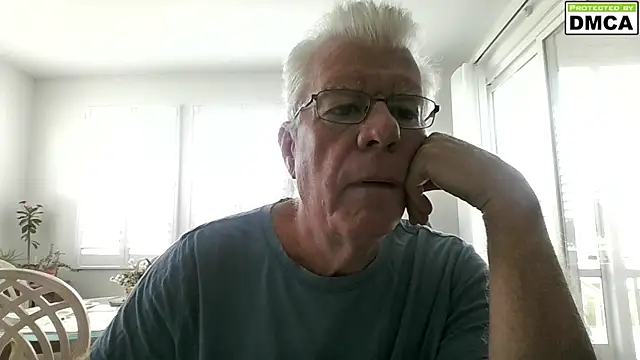 הופעת וובקאם של NeoOnSC