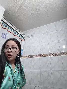 Chat +18 de Bella-Gema ao vivo