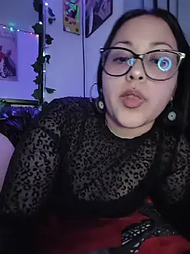 Bella-Gema Adlı Modelin Canlı XXX Sohbeti