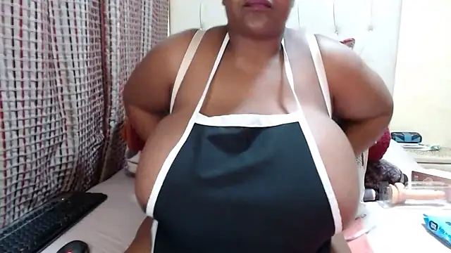 CHOCOLATEDARKBUSTYX Live XXX-Chat