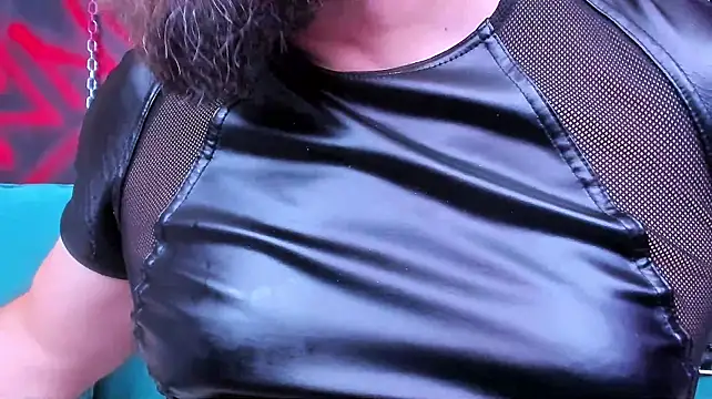 Show modela ArmandoSteel4u na web-kameri
