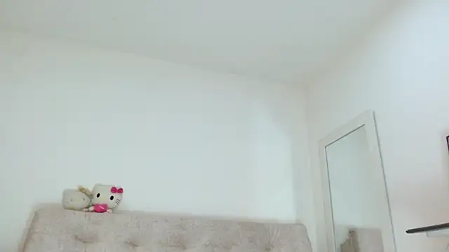 sashacreamy_'s Live XXX Chat