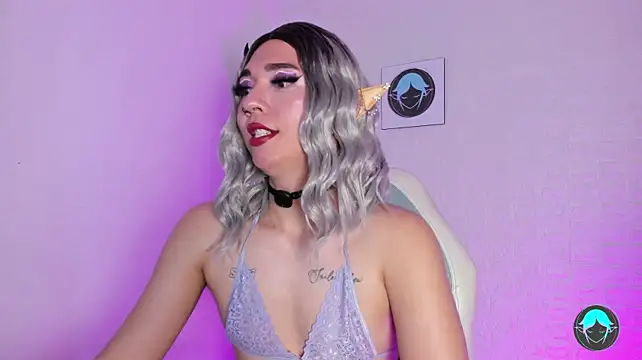 Show modela sofi_elfqueen na web-kameri