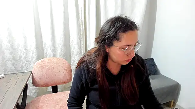 Chat +18 de _girls_on_fire_ ao vivo