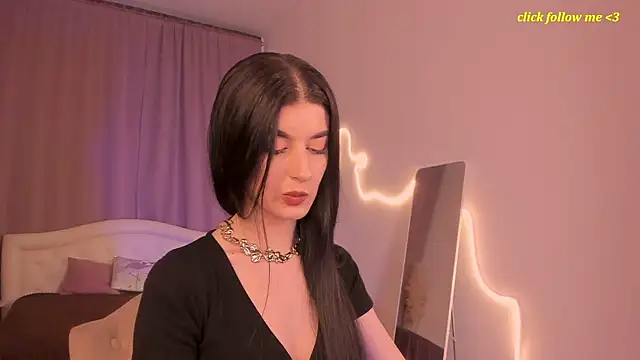LauraCoyのライブXXXチャット