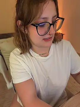 Chatroom XXX en direct de Megan_lu2