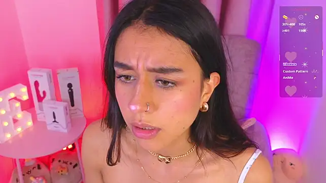 Emiily_Scott1 Adlı Modelin Canlı XXX Sohbeti