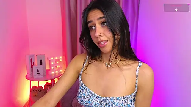 Chat XXX en directo de Emiily_Scott1
