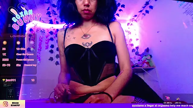 Živý XXX chat Roxanbunny1