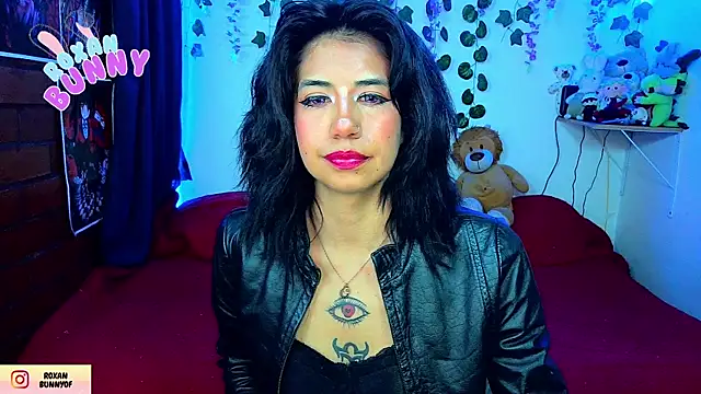 Roxanbunny1 Adlı Modelin Canlı XXX Sohbeti