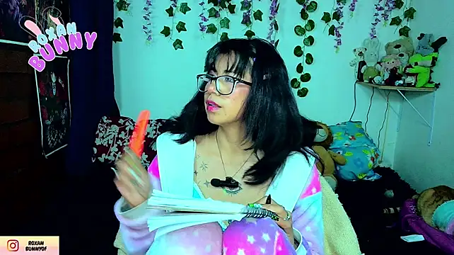 Živý XXX chat Roxanbunny1