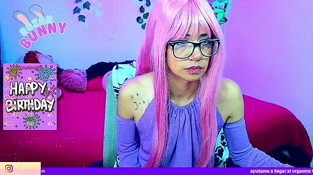 Show modela Roxanbunny1 na web-kameri