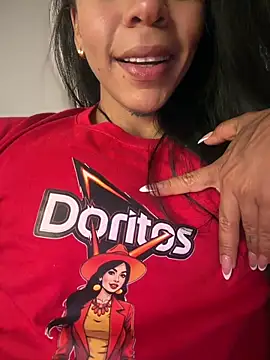Charly_ 在線直播表演