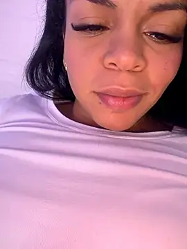 Czat XXX na żywo – Charly_