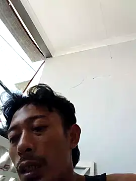 Dwirosebig Show in webcam