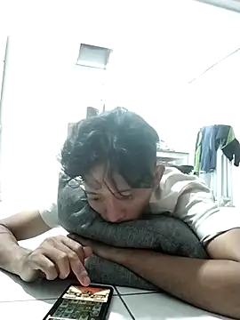 Dwirosebig 网络视讯表演