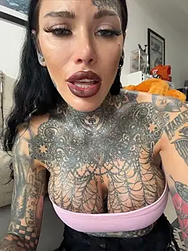 Webkamerová show darkinkedbabe