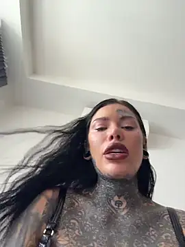 darkinkedbabe: вебкам-шоу