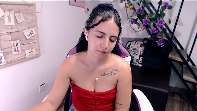 Chat +18 de samantha_baby_ ao vivo