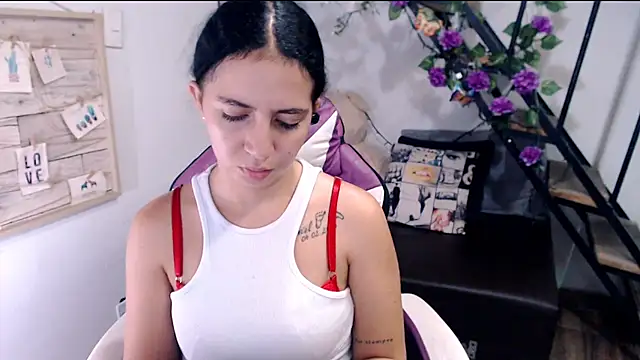 دردشة samantha_baby_ الجنسية المباشرة