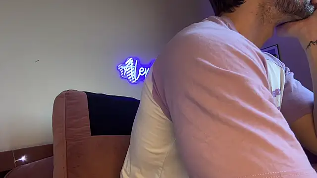 alexmanndのウェブカメラショー