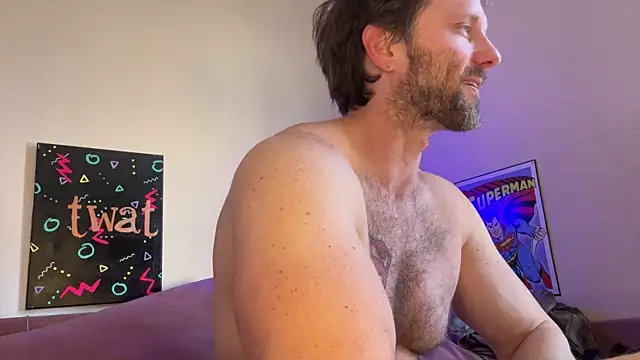 alexmannd Show in webcam
